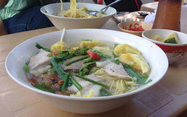 Quán Ăn Sáu Chi - Hủ Tiếu