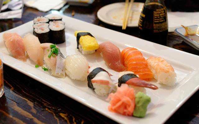 Quán Ăn Sushi Nhật Bản