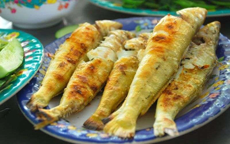 Quán Ăn Thúy Lại Quán - Hải Sản Tươi Sống