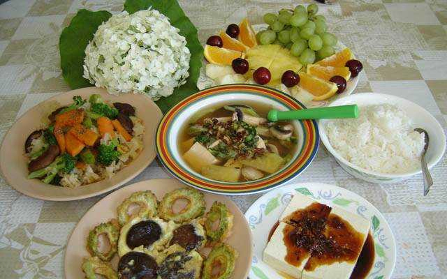 Quán Ăn Tịnh Chơn