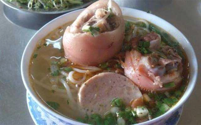 Quán Ăn Trâm - Bún & Bánh Mì