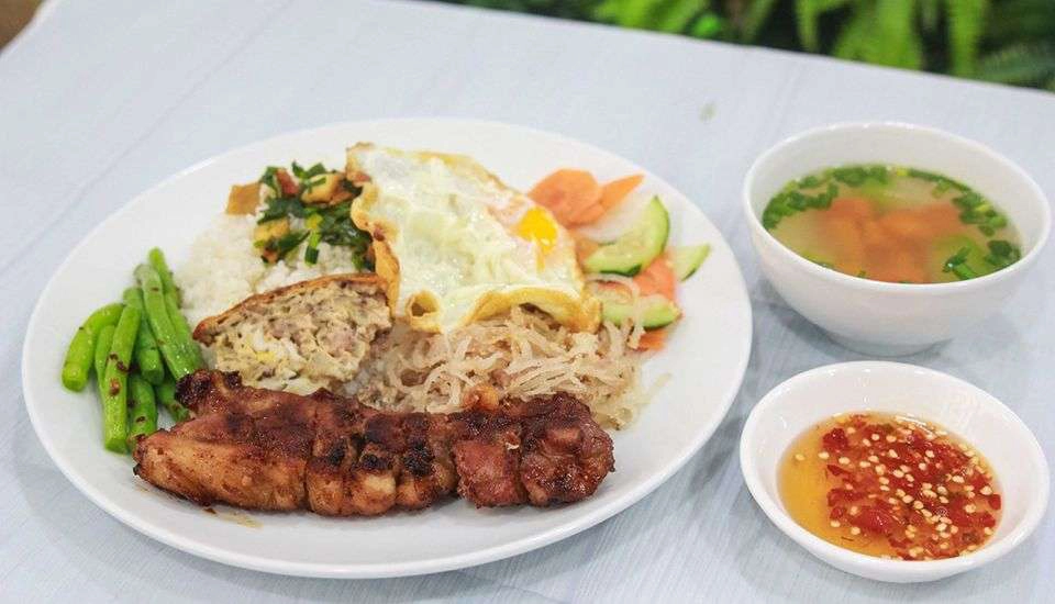 Quán Ăn Trinh Sài Gòn - Cơm Tấm Sườn Cây