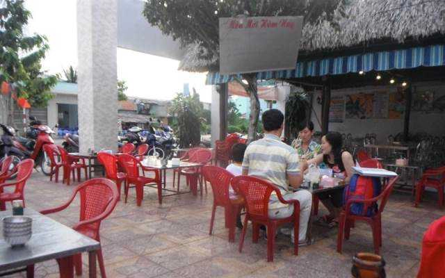Quán Ăn Trọng Đạt - Phố Nướng Hải Sản