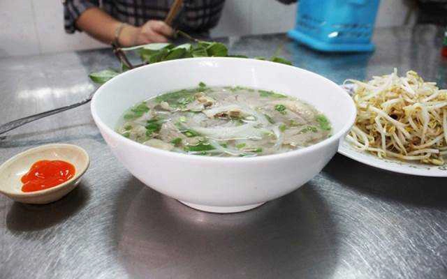 Quán Ăn Trương Gia - Cơm & Phở