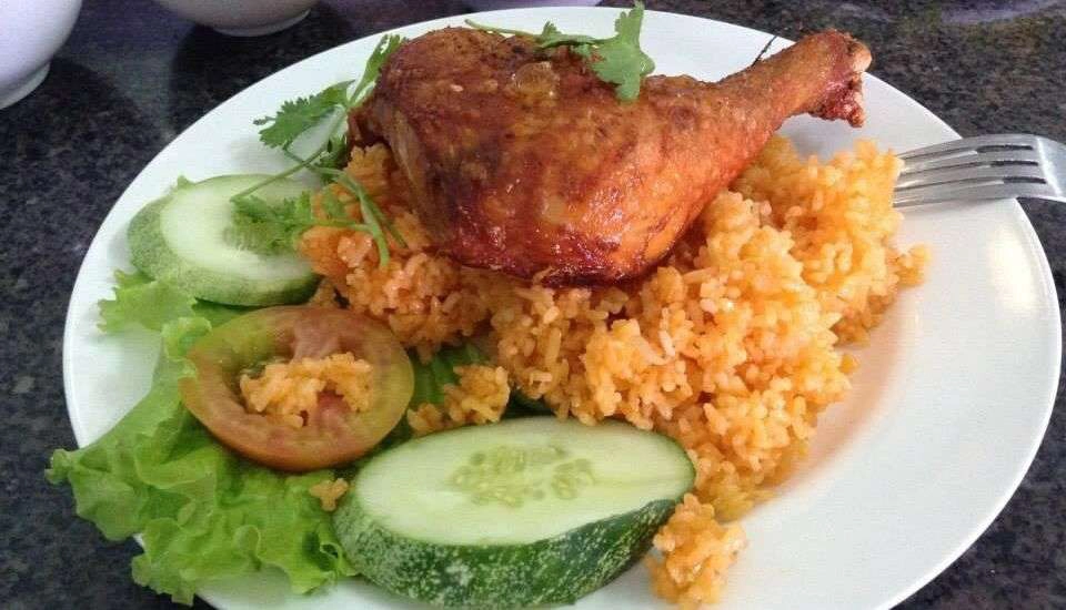 Quán Ăn Tuấn Mập - Cơm Gà Xối Mỡ