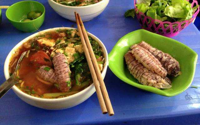 Quán Ăn Tùng Quảng Ninh - Bò Hầm, Bún Tôm & Bún Bề Bề