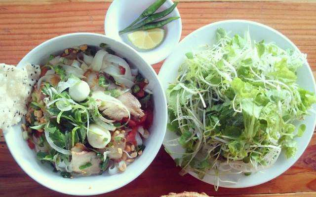 Quán Ăn Vị Quê - Mì Quảng & Bún Bò