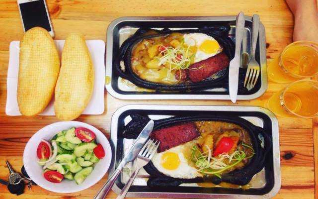 Quán Ăn Việt Xô Steak - Bò Bít Tết & Lẩu Bò Nhúng Dấm