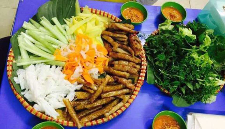 Quán Ăn Yến Chi - Nem Nướng Nha Trang