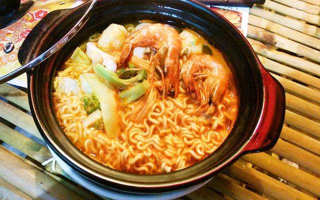 Quán Ăn Yummy - Mì Hàn Quốc