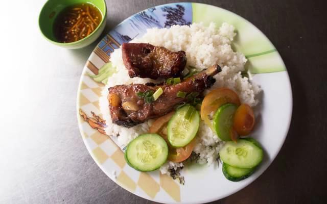 Quán Ăn Quán Bà Mười - Cơm Tấm Đêm