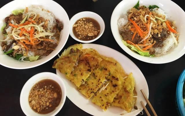 Quán Ăn Tùng Hương - Bún Thịt Nướng & Bánh Xèo