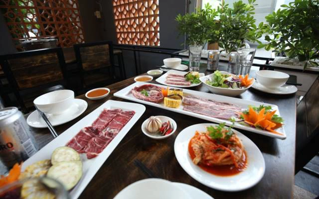 Quán Ăn Quán Cây Gòn - BBQ & Hot Pot