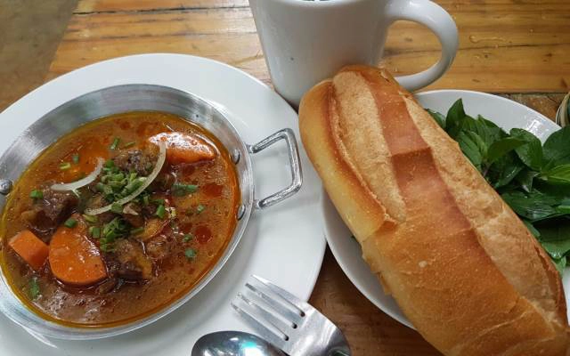 Quán Ăn Quán Cây Xoài - Cafe & Điểm Tâm