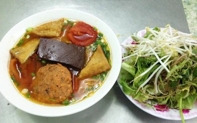 Quán Ăn Quán Cô 5 - Cơm Tấm & Bún Riêu