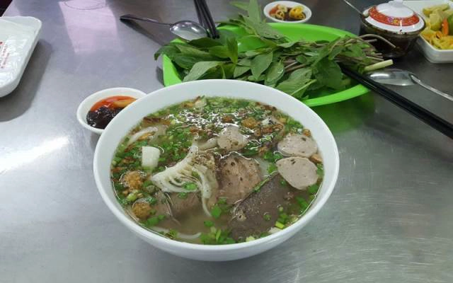 Quán Ăn Quán Cô Ba Tô Ngọc Vân - Hủ Tiếu Mì & Bánh Canh
