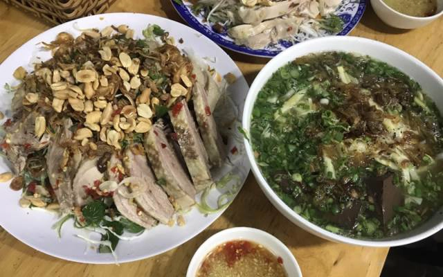 Quán Ăn Quán Cô Hai - Cháo & Gỏi Vịt
