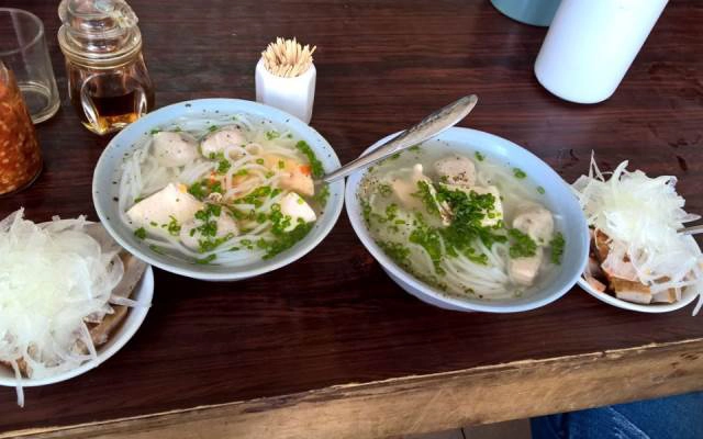 Quán Ăn Quán Cô Loan - Bánh Canh Bình Dân