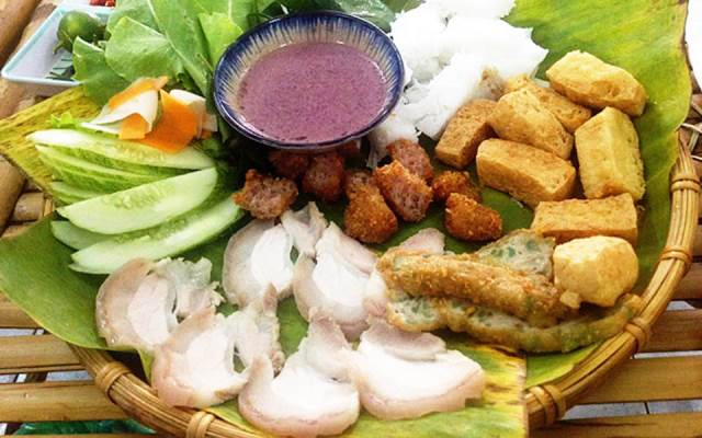 Quán Ăn Quán Cô Loan - Bún Đậu Mắm Tôm