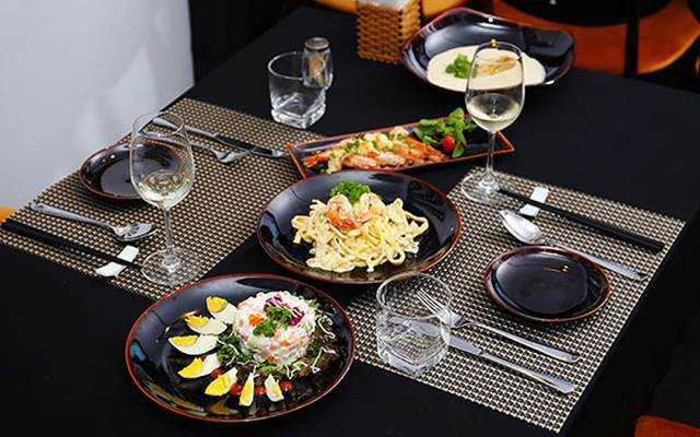 Quán Cơm December Restaurant & Winehouse
