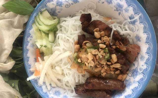 Quán Cơm Nem Nướng & Bún Thị Nướng - Chợ Phú Nhuận