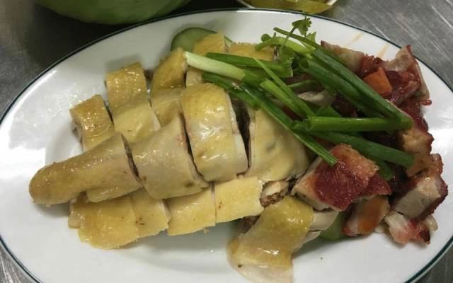 Quán Ăn Quán Cơm Tân Mãn Ký - Cơm Gà & Xá Xíu