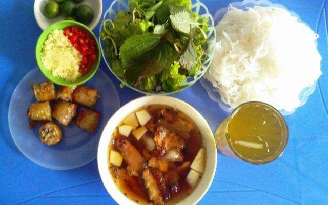Quán Cơm Thu Hằng - Bún Chả 25k
