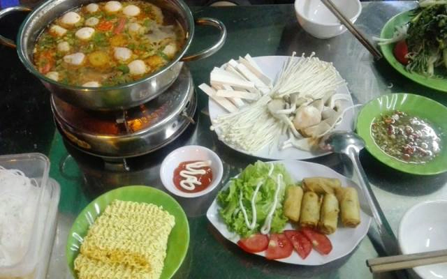Quán Ăn Quán Gió Biển - Xiên Que & Lẩu Tự Chọn