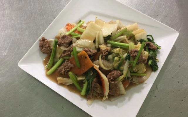Quán Ăn Quán Hai Mập - Cơm Gà Da Giòn & Hủ Tiếu Mì Xào