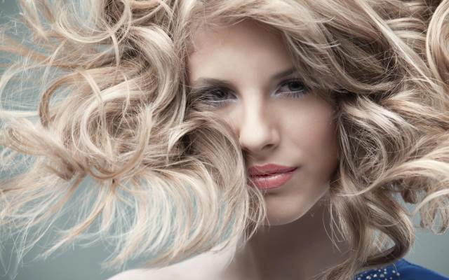 Quân Hair Salon & Nail - Châu Long