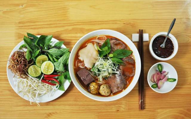 Quán Ăn Quán Lệ - Bún Bò