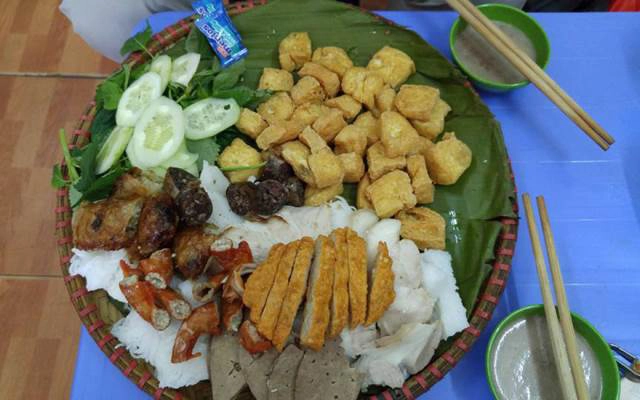 Quán Ăn Quán Lưu Gù - Bún Đậu Mẹt & Bún Chả