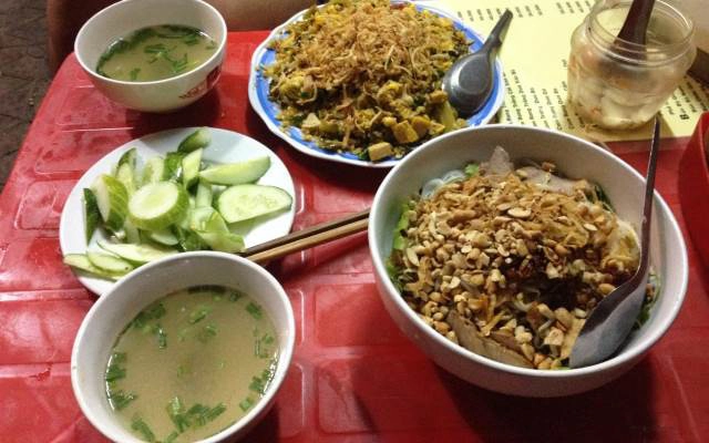 Quán Ăn Quán Minh Chiến - Cơm & Các Món Nhậu
