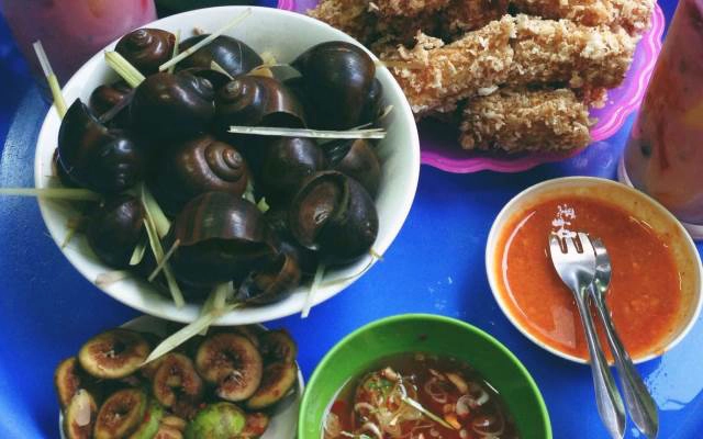 Quán Ăn Quán Mít - Ốc Ngao & Các Món Ăn Vặt