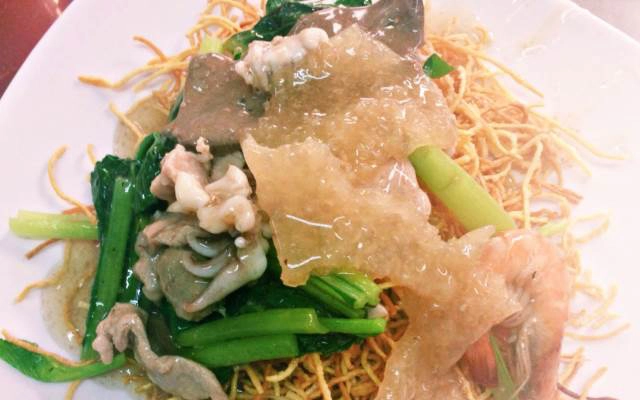 Quán Ăn Quán Nghèo - Mì Xào, Hủ Tiếu Xào & Cơm Chiên