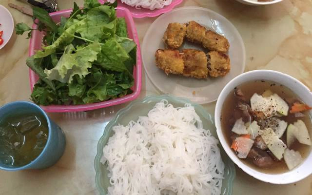 Quán Ngon Hà Nội Xưa - Phở Gà, Bún Sườn Chua & Bún Chả Nướng