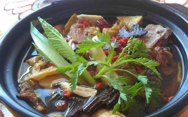 Quán Nhậu 3 Con Dê - Lẩu & Các Món Nhậu Bình Dân
