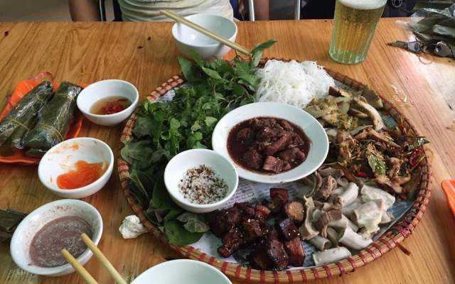 Quán Nhậu Bia Đường Sắt - Bia Hơi & Các Món Nhậu