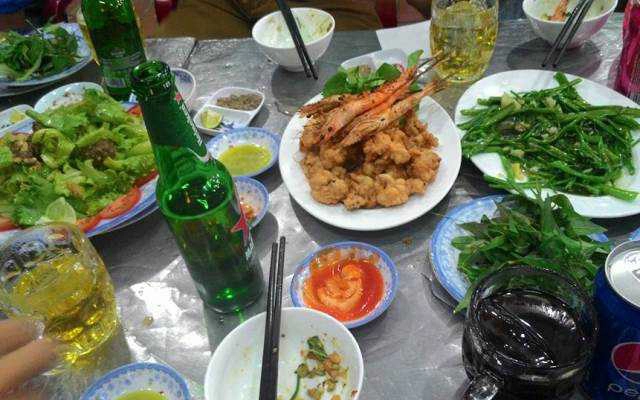 Quán Nhậu Bia Hơi Việt Hà - Nguyễn Hoàng Tôn