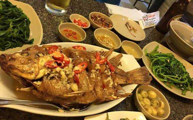 Quán Nhậu Cẩm Chân Quán - Lẩu Nhậu Các Món