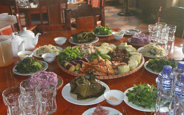 Quán Nhậu Đông Nam Quán - Bia Hơi Hà Nội