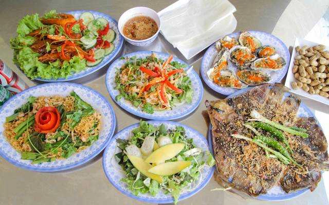 Quán Nhậu Hải Vân Quán - Hải Sản Tươi Sống