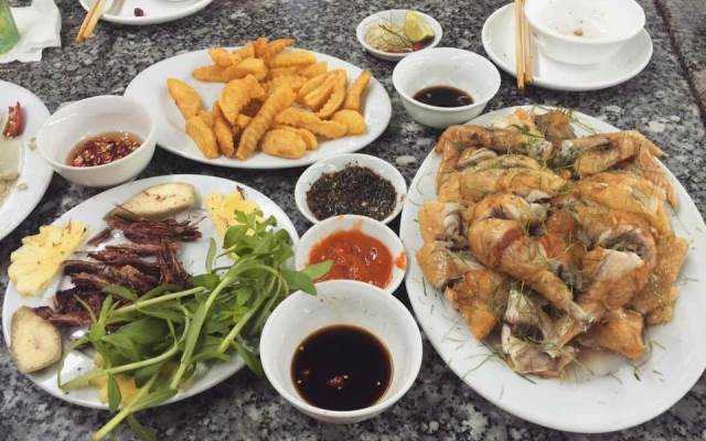 Quán Nhậu Hải Xồm - Món Nhậu Bình Dân & Bia Hơi Hà Nội