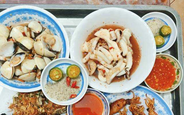 Quán Nhậu Làng Chài 6 - Hải Sản Bình Dân