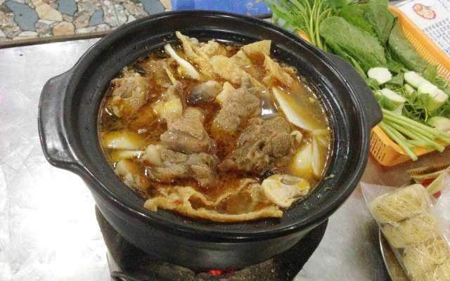 Quán Nhậu Lẩu Dê Năm Ri