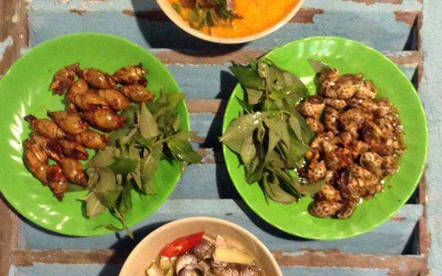 Quán Nhậu Lê La Vỉa Hè - Ốc & Nhậu Bình Dân