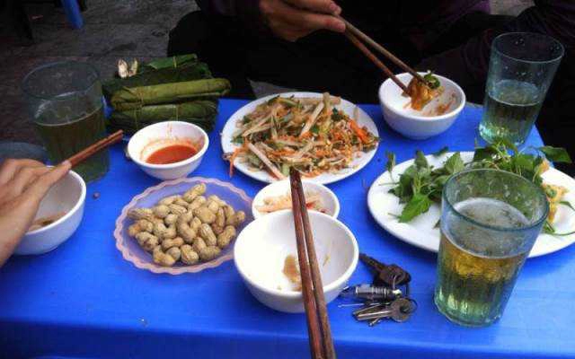 Quán Nhậu Lợi Thanh - Bia Hơi Hà Nội