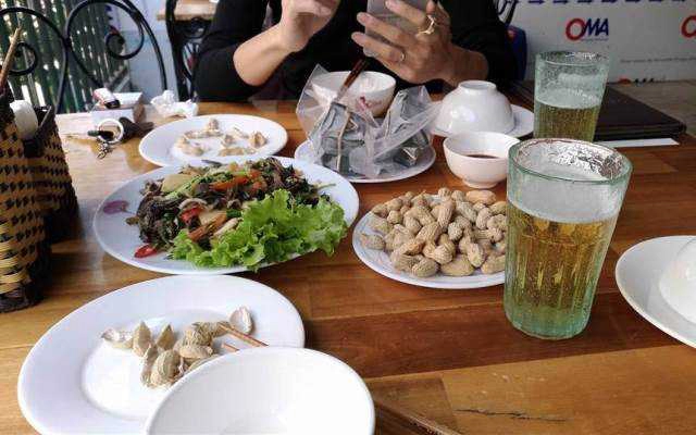 Quán Nhậu Long Cù - Bia Hơi Hà Nội