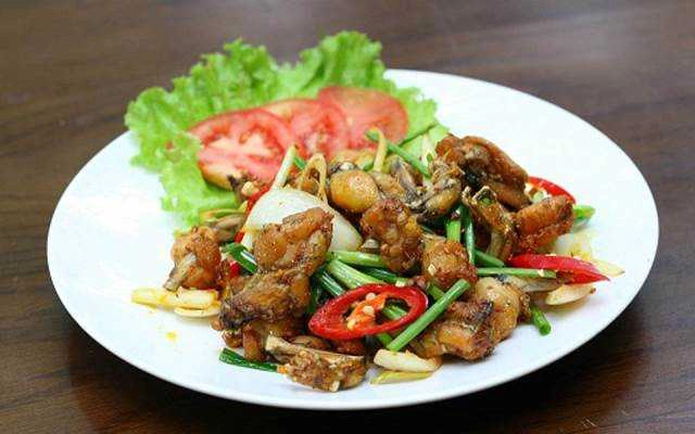 Quán Nhậu Năm Đỉnh Quán - Nhậu Bình Dân