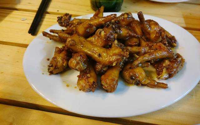 Quán Nhậu Nana - Phố Bia Lạnh & Bia Hơi